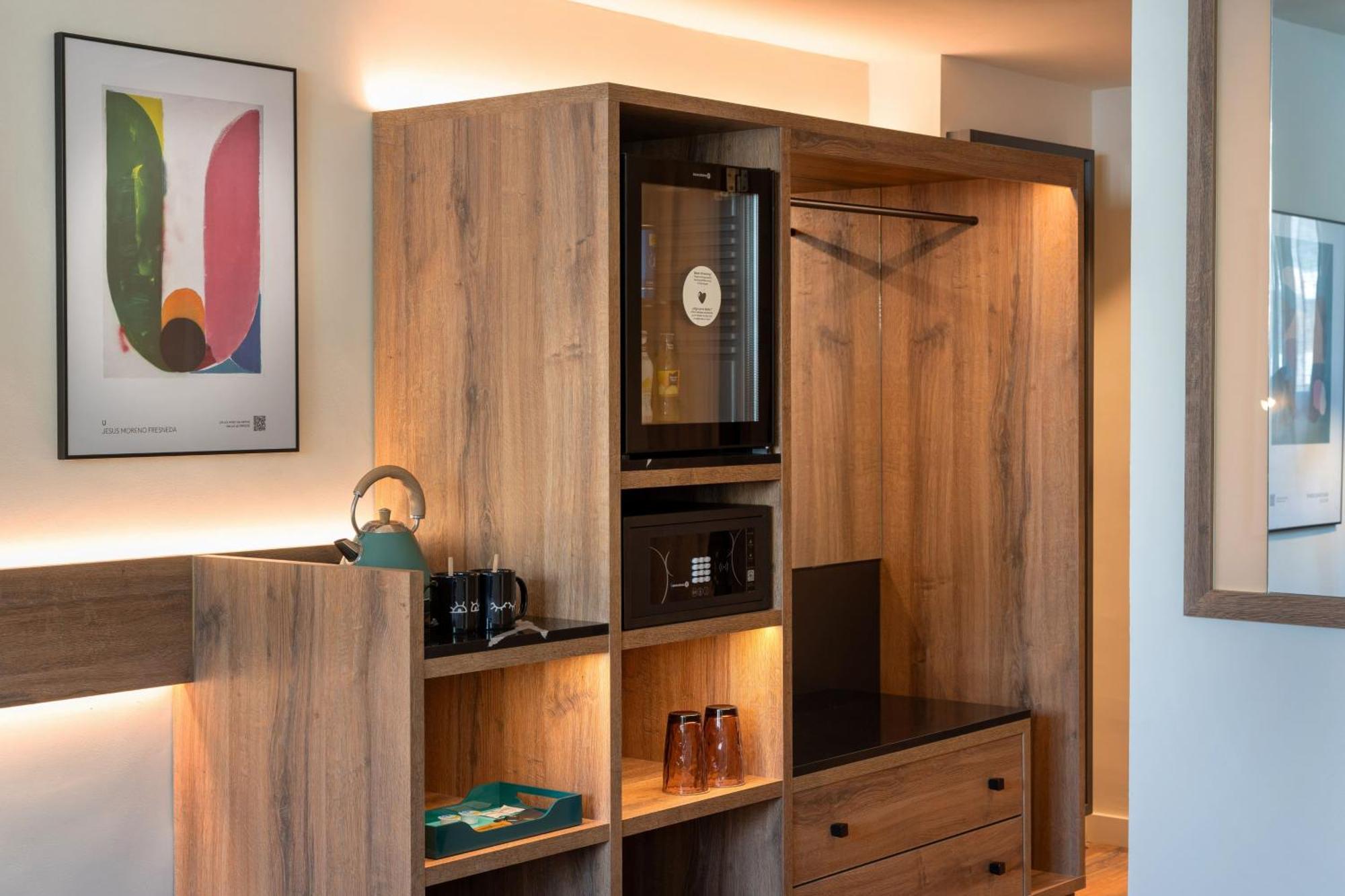 The INNSIDE Room